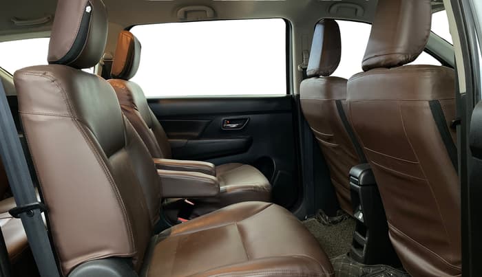 2022 Maruti XL6 ZETA AT, Petrol, Automatic, 58,051 km, Right Side Rear Door Cabin
