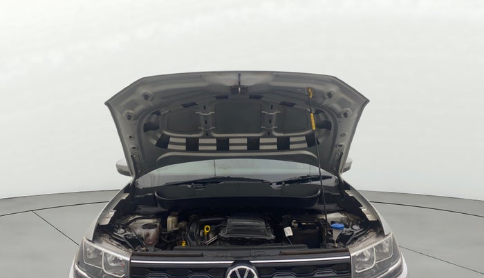 2023 Volkswagen TAIGUN HIGHLINE 1.0 TSI MT, Petrol, Manual, 48,669 km, Open Bonet