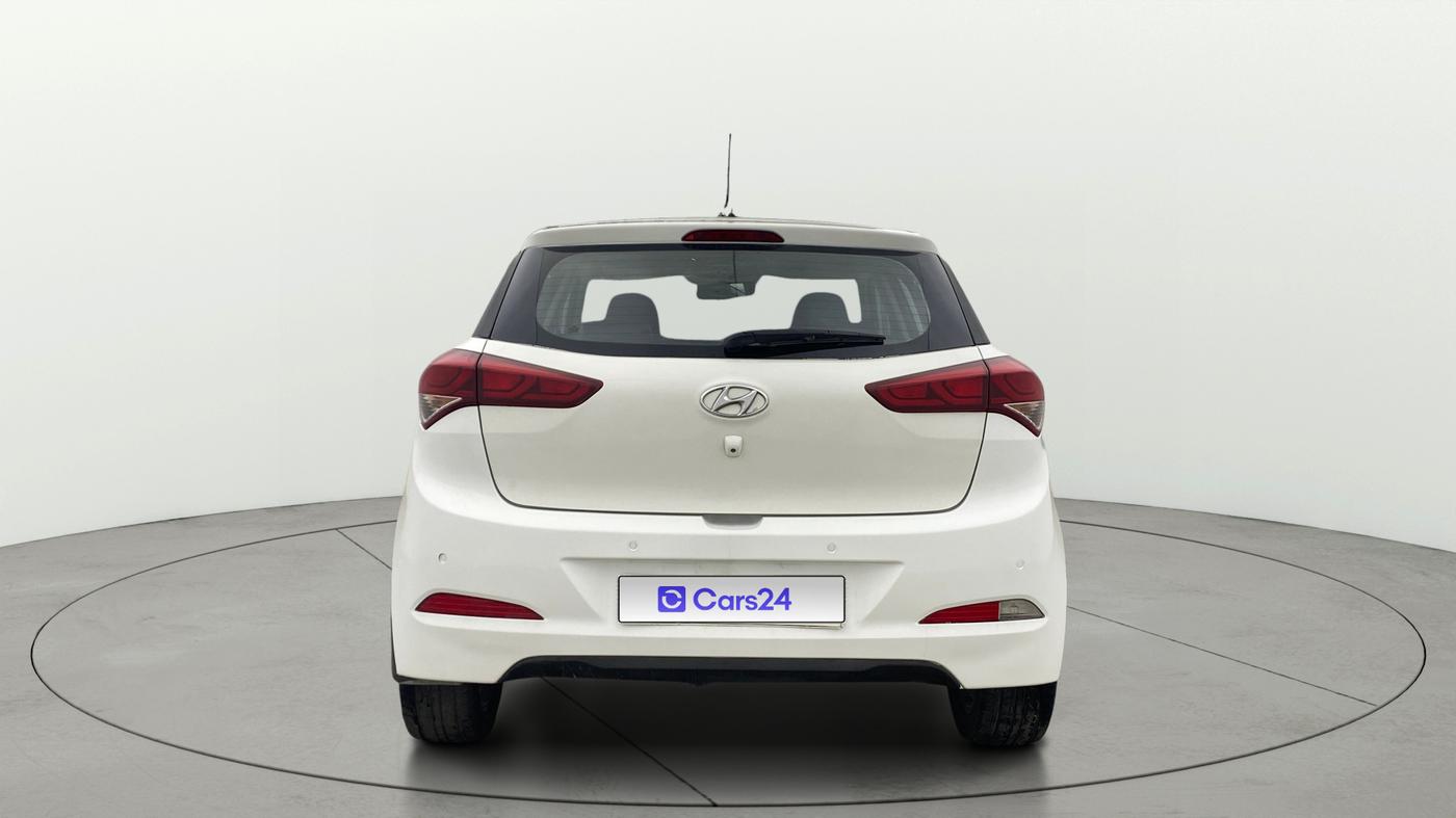 2015 Hyundai Elite i20 ASTA 1.4 CRDI, Diesel, Manual, 1,30,659 km, Back/Rear