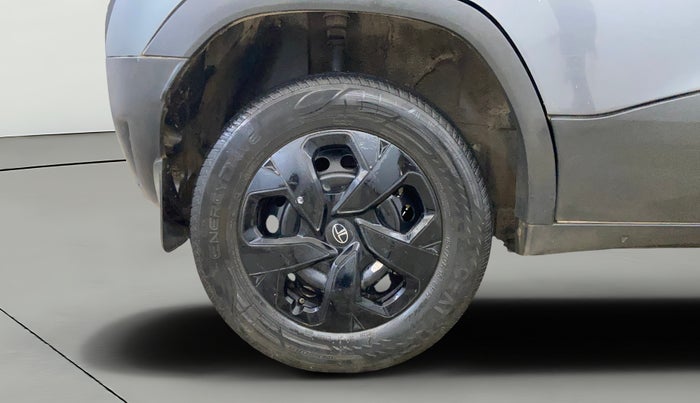 2024 Tata PUNCH ADVENTURE MT CNG , CNG, Manual, 33,678 km, Right Rear Wheel
