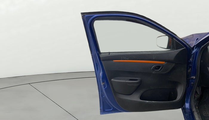 2017 Renault Kwid CLIMBER 1.0 AMT, Petrol, Automatic, 63,473 km, LHS Front Door