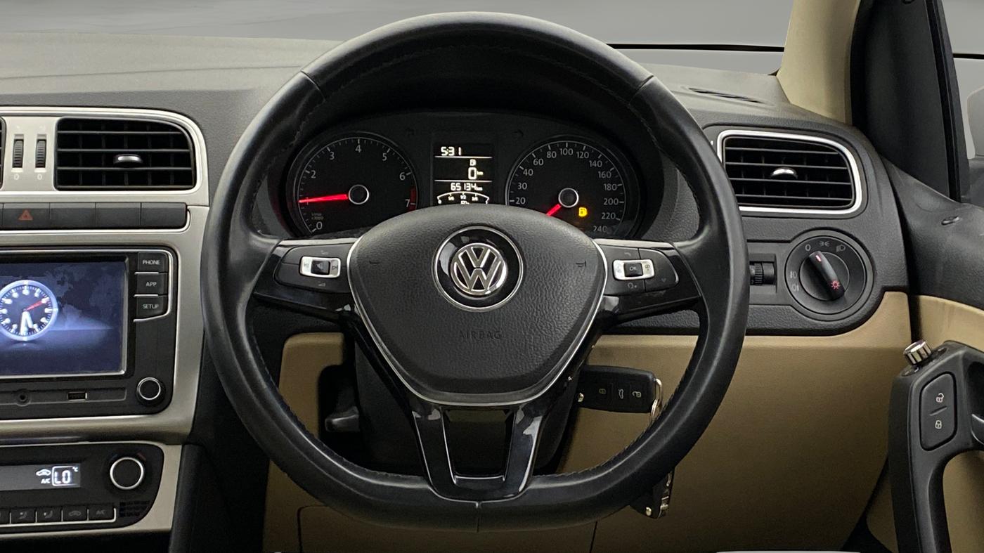2018 Volkswagen Ameo HIGHLINE PLUS 1.0L 16 ALLOY, Petrol, Manual, 65,129 km, Steering Wheel Close Up