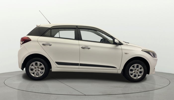 2017 Hyundai Elite i20 MAGNA EXECUTIVE 1.2, Petrol, Manual, 1,02,864 km, Right Side View