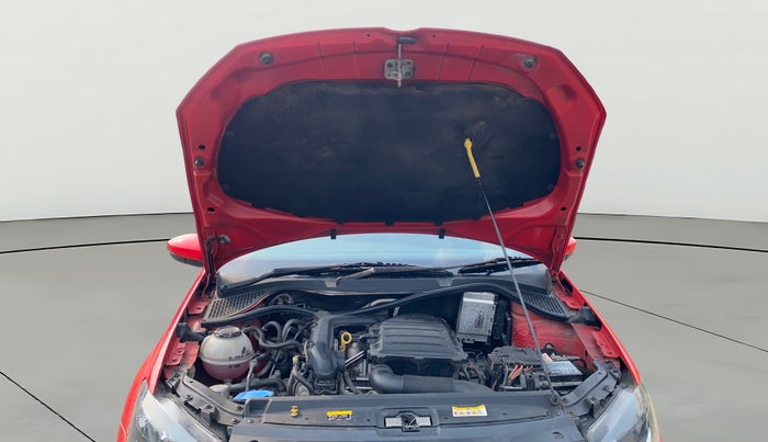 2020 Volkswagen Polo HIGHLINE PLUS 1.0L TSI, Petrol, Manual, 38,695 km, Open Bonet