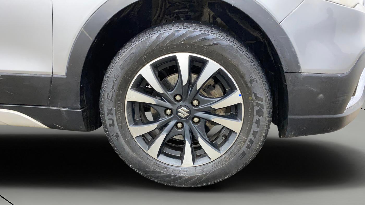 2022 Maruti S Cross ZETA AT 1.5, Petrol, Automatic, 42,876 km, Right Front Wheel