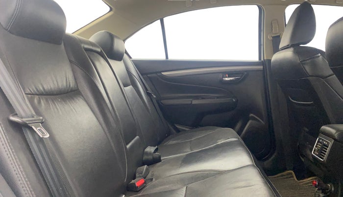 2018 Maruti Ciaz S 1.4 MT PETROL, Petrol, Manual, 49,086 km, Right Side Rear Door Cabin