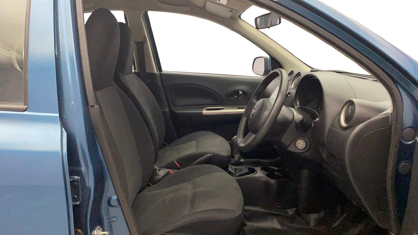 2017 Nissan Micra Active XV, Petrol, Manual, 24,783 km, Right Side Front Door Cabin