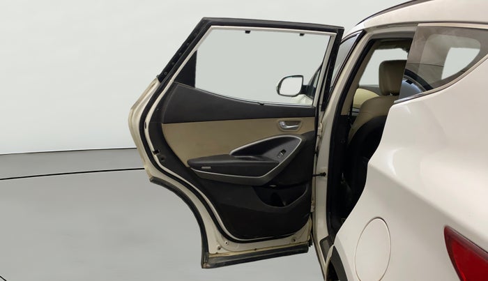 2014 Hyundai Santa Fe 4 WD AT, Diesel, Automatic, 72,593 km, LHS Rear Door