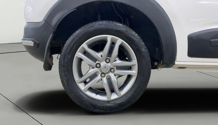 2024 Renault TRIBER RXZ, Petrol, Manual, 41,708 km, Right Rear Wheel