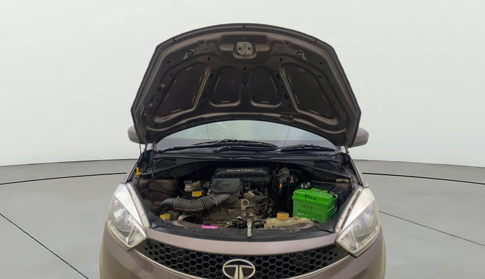 2018 Tata Tiago XT PETROL, Petrol, Manual, 51,732 km, Open Bonet