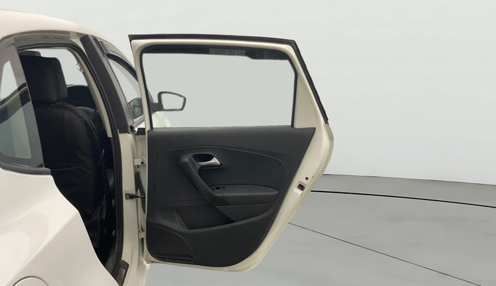 2015 Volkswagen Polo COMFORTLINE 1.2L, Petrol, Manual, 1,02,403 km, RHS Rear Door