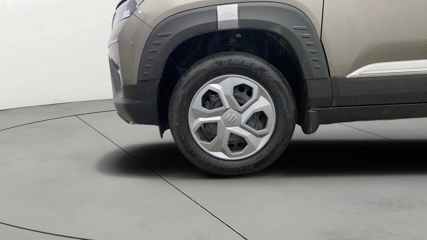 2024 Maruti BREZZA LXI, Petrol, Manual, 35,047 km, Left Front Wheel