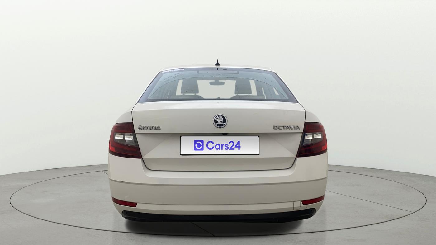 2017 Skoda Octavia 2.0 TDI L&K AT, Diesel, Automatic, 69,518 km, Back/Rear