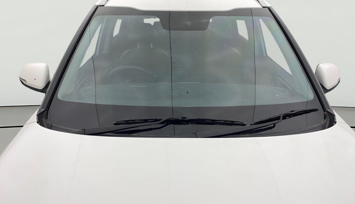 2023 KIA CARENS  PRESTIGE 1.5 TURBO PETROL IMT 7 STR , Petrol, Manual, 25,067 km, Front Windshield