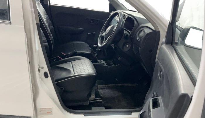 2023 Maruti Alto K10 LXI, Petrol, Manual, 13,248 km, Right Side Front Door Cabin