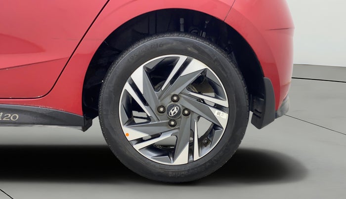 2023 Hyundai NEW I20 ASTA (O) 1.2 IVT, Petrol, Automatic, 33,772 km, Left Rear Wheel