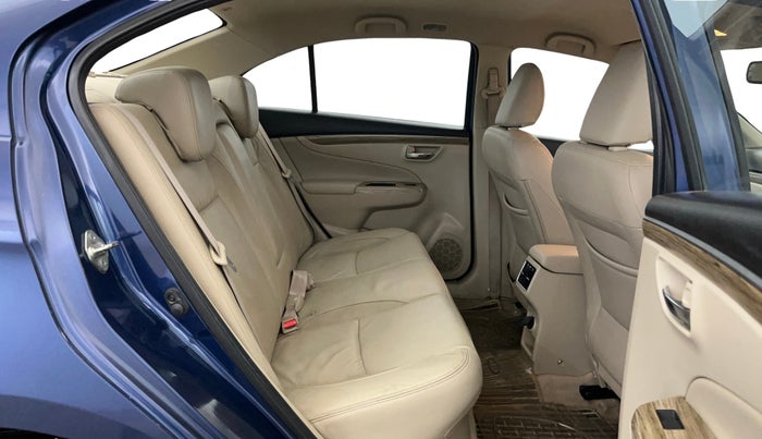 2018 Maruti Ciaz ALPHA  AT 1.5 SHVS PETROL, Petrol, Automatic, 36,682 km, Right Side Rear Door Cabin