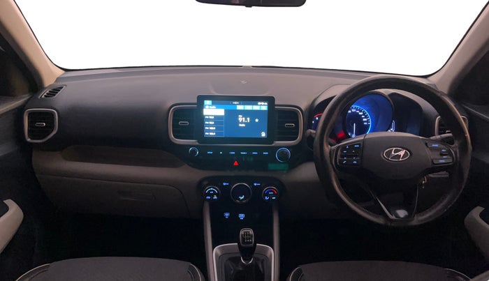 2019 Hyundai VENUE SX 1.4 CRDi DUAL TONE, Diesel, Manual, 1,07,785 km, Dashboard