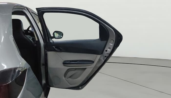 2018 Tata Tiago XM PETROL, Petrol, Manual, 70,355 km, RHS Rear Door