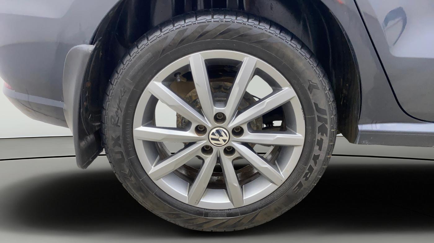 2018 Volkswagen Ameo HIGHLINE PLUS 1.0L 16 ALLOY, Petrol, Manual, 60,975 km, Right Rear Wheel