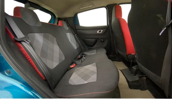 2019 Renault Kwid RXT 0.8, Petrol, Manual, 40,633 km, Right Side Rear Door Cabin