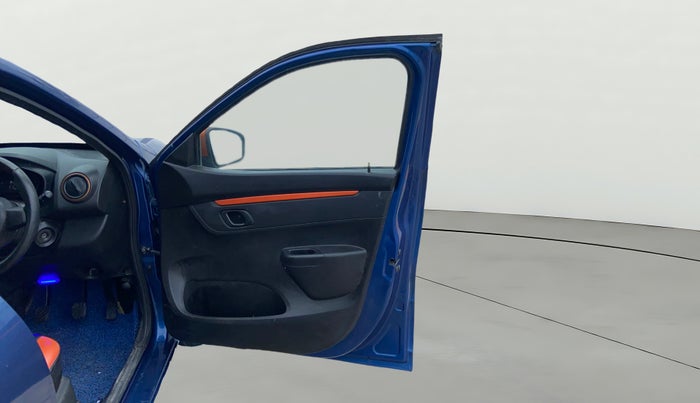 2019 Renault Kwid CLIMBER 1.0, Petrol, Manual, 77,241 km, RHS Front Door