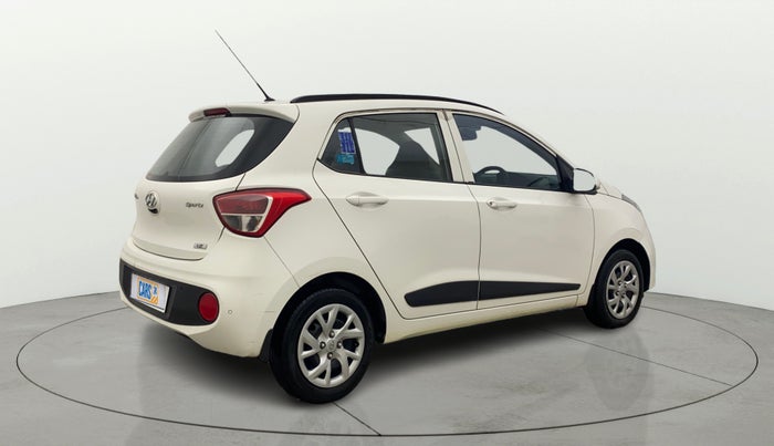 2017 Hyundai Grand i10 SPORTZ (O) 1.2 KAPPA VTVT, Petrol, Manual, 25,181 km, Right Back Diagonal