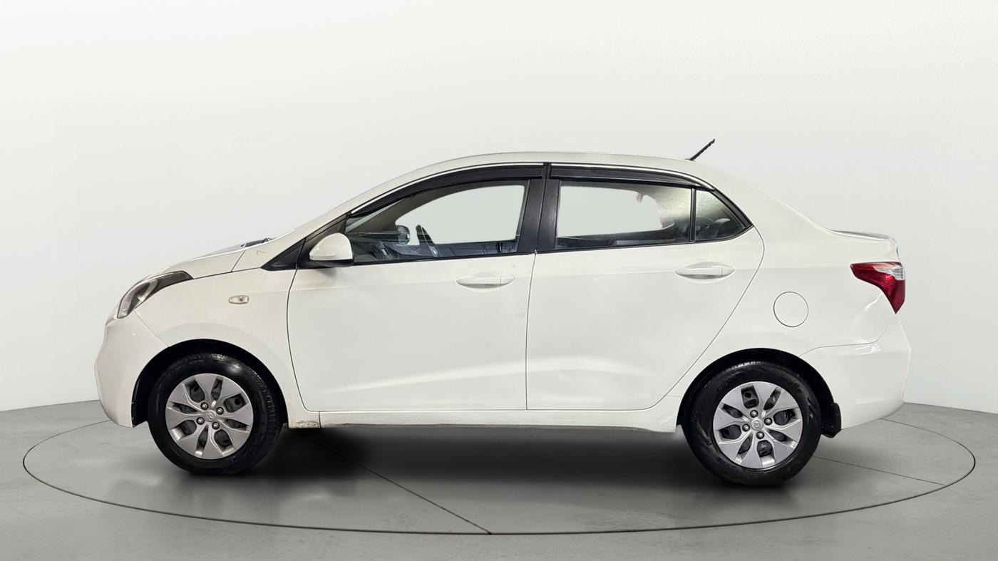 2017 Hyundai Xcent E+, Petrol, Manual, 66,534 km, Left Side