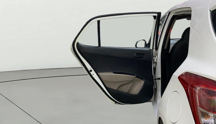 2017 Hyundai Grand i10 MAGNA 1.2 KAPPA VTVT, Petrol, Manual, 48,174 km, LHS Rear Door