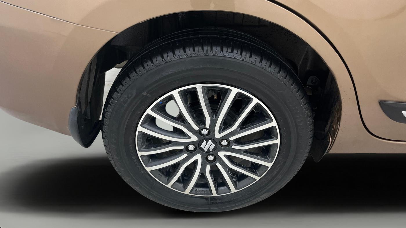 2018 Maruti Dzire ZXI PLUS AMT, Petrol, Automatic, 22,461 km, Right Rear Wheel