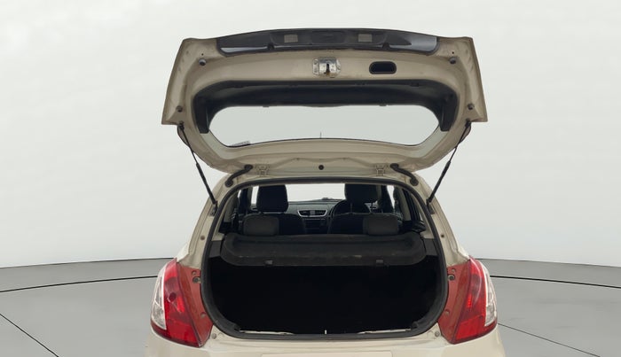 2013 Maruti Swift ZXI, Petrol, Manual, 1,04,062 km, Boot Door Open