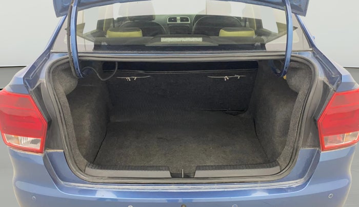 2016 Volkswagen Ameo HIGHLINE1.2L, Petrol, Manual, 50,541 km, Boot Open Zoomed View