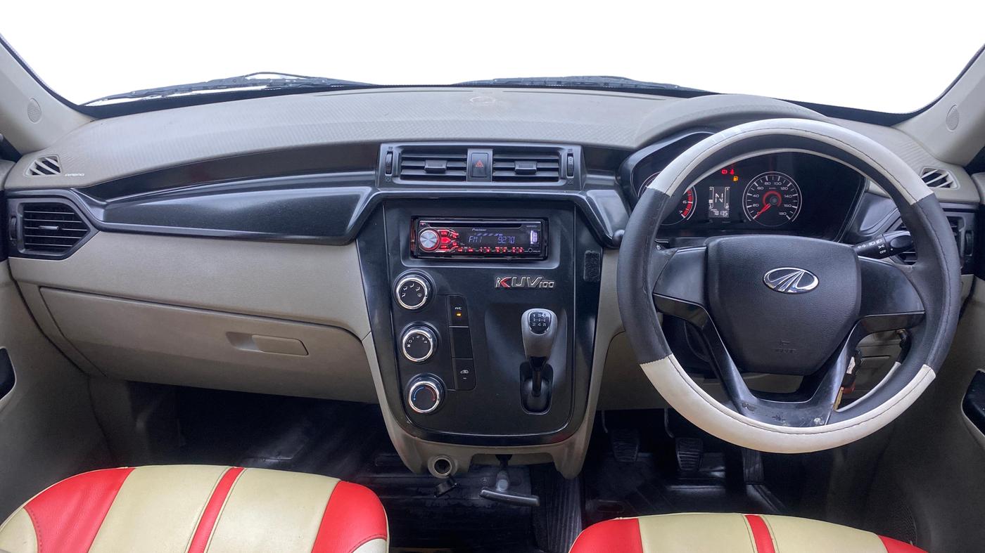 2016 Mahindra Kuv100 K4 PLUS 5 STR, Petrol, Manual, 78,106 km, Dashboard