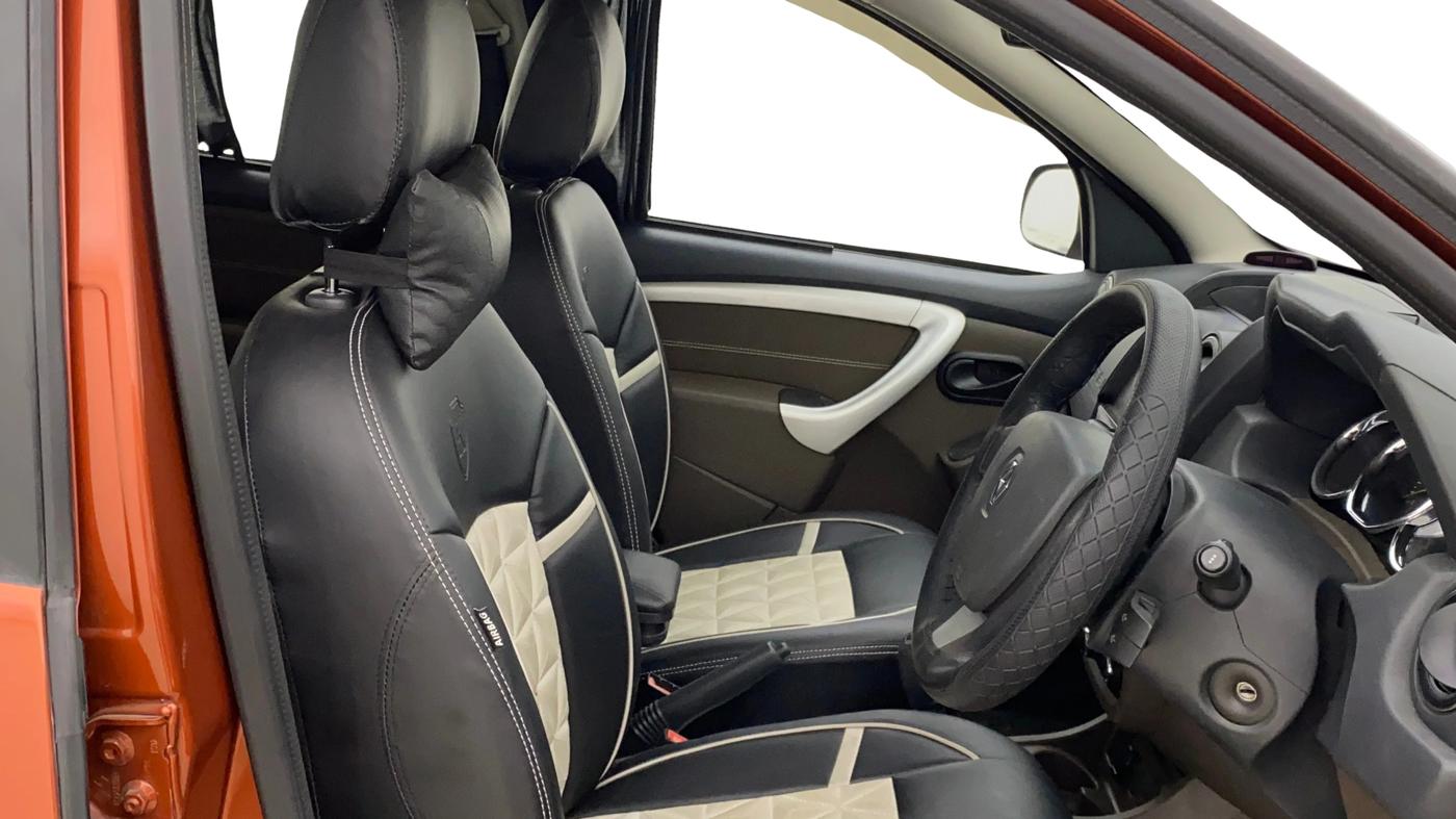 2016 Renault Duster 110 PS RXL 4X2 AMT, Diesel, Automatic, 91,597 km, Right Side Front Door Cabin