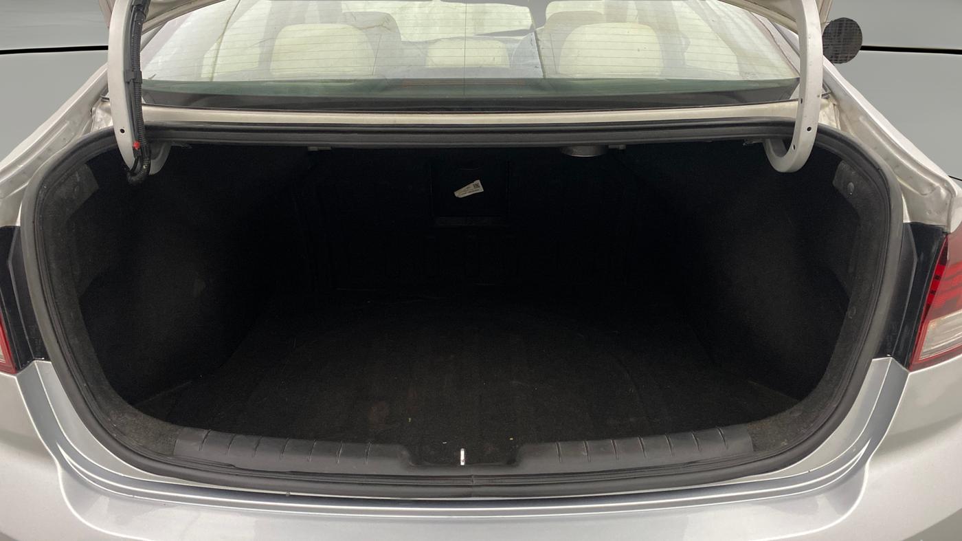 2021 Hyundai New Elantra 2.0 SX MT PETROL, Petrol, Manual, 64,083 km, Boot Open Zoomed View
