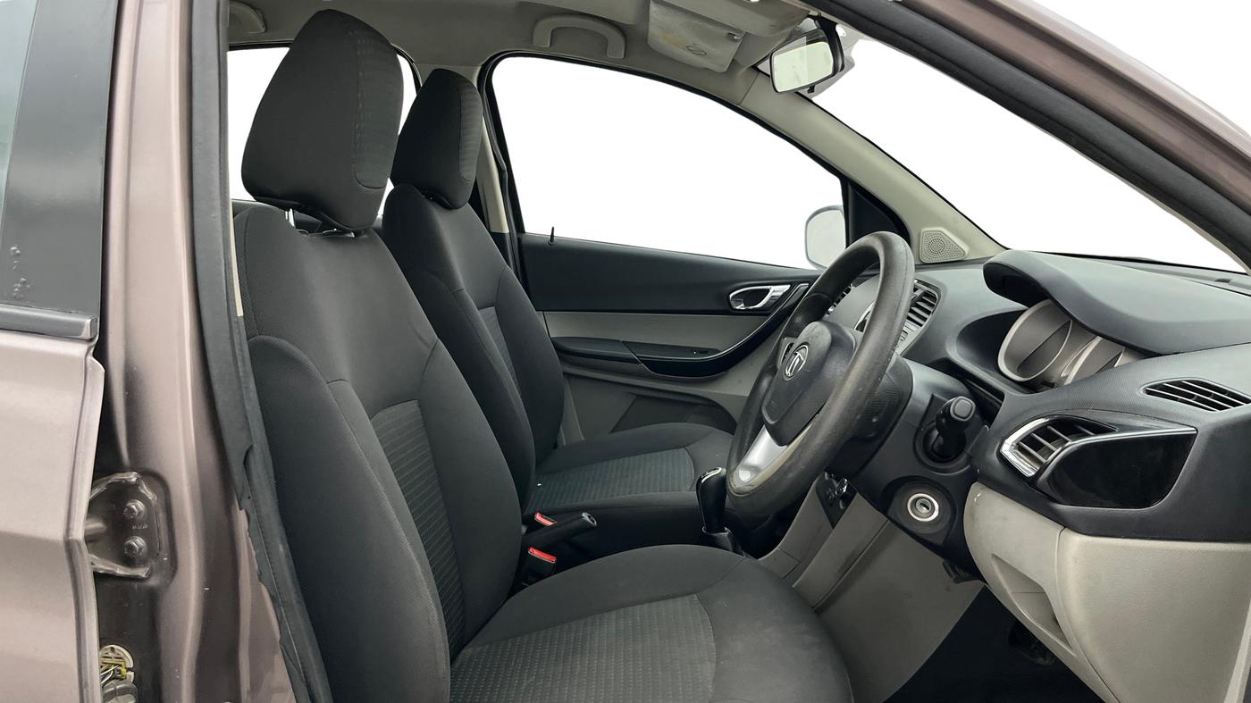 2017 Tata Tiago XZ DIESEL, Diesel, Manual, 93,439 km, Right Side Front Door Cabin