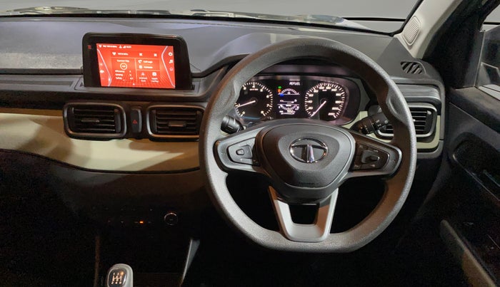 2022 Tata PUNCH ACCOMPLISHED MT CAMO EDITION, Petrol, Manual, 5,550 km, Steering Wheel Close Up