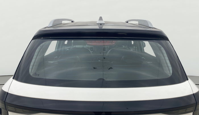 2023 Hyundai VENUE SX 1.2 PETROL, Petrol, Manual, 18,222 km, Rear Windshield