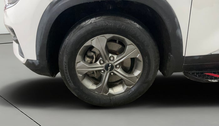 2022 KIA SELTOS HTK PLUS 1.5 IMT, Petrol, Manual, 60,425 km, Left Front Wheel