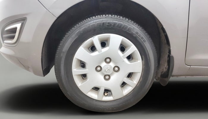 2013 Hyundai i20 MAGNA 1.2, Petrol, Manual, 74,070 km, Left Front Wheel