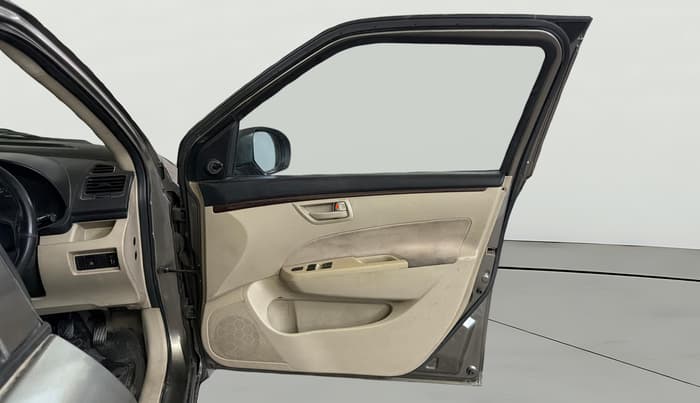 2015 Maruti Swift Dzire LXI (O), Petrol, Manual, 80,101 km, RHS Front Door