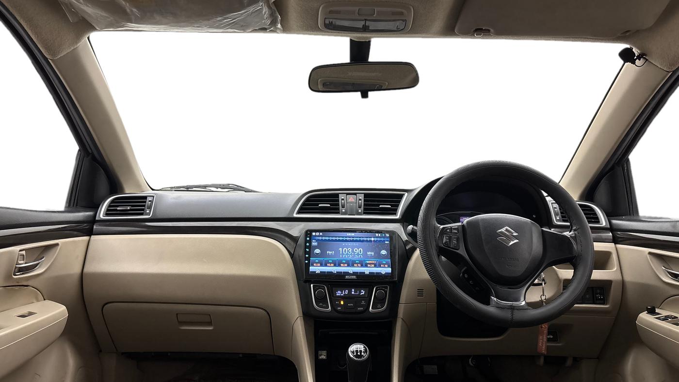 2015 Maruti Ciaz VDI+ SHVS, Diesel, Manual, 1,32,516 km, Dashboard