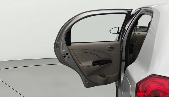 2015 Toyota Etios Liva GD, Diesel, Manual, 1,30,548 km, LHS Rear Door
