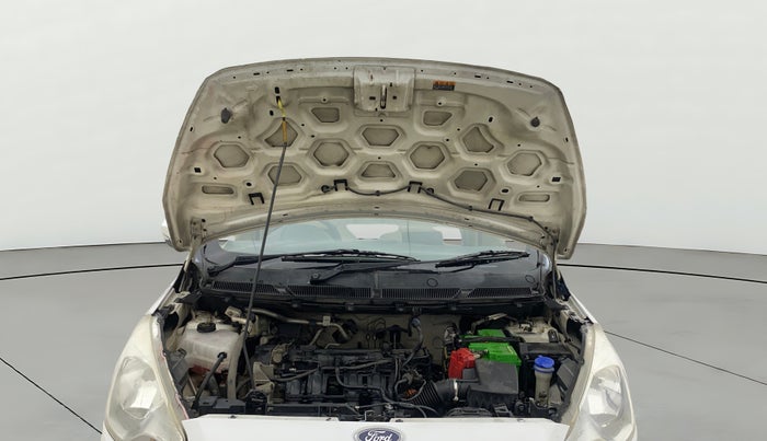 2015 Ford Figo Aspire TREND 1.2 PETROL, Petrol, Manual, 1,00,000 km, Open Bonet