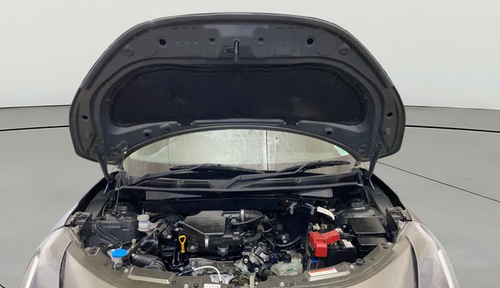 2024 Maruti Swift VXi AMT, Petrol, Automatic, 10,070 km, Open Bonet