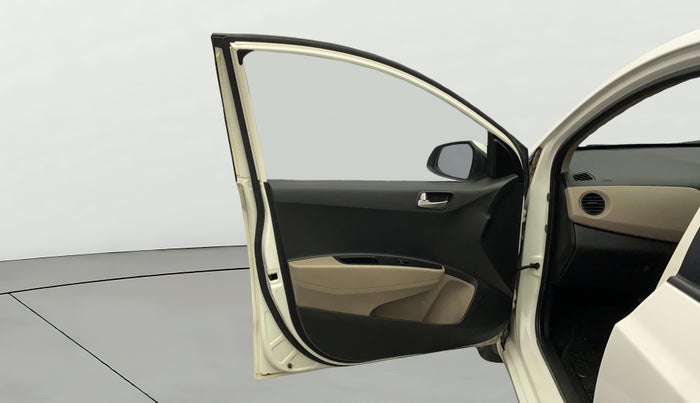 2016 Hyundai Xcent SX 1.2, Petrol, Manual, 78,511 km, LHS Front Door