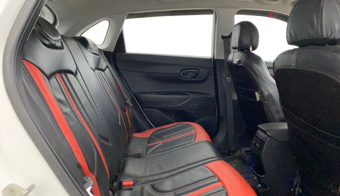 2022 Hyundai NEW I20 SPORTZ 1.2 MT, Petrol, Manual, 41,907 km, Right Side Rear Door Cabin