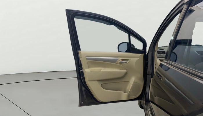 2018 Maruti Ertiga ZXI+, Petrol, Manual, 48,250 km, LHS Front Door