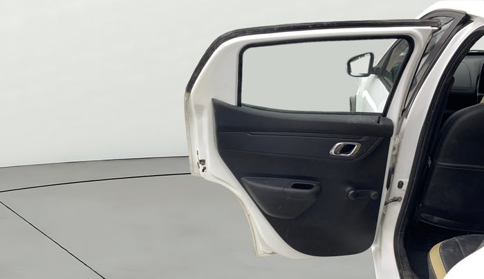 2018 Renault Kwid RXT 1.0 AMT (O), Petrol, Automatic, 30,013 km, LHS Rear Door