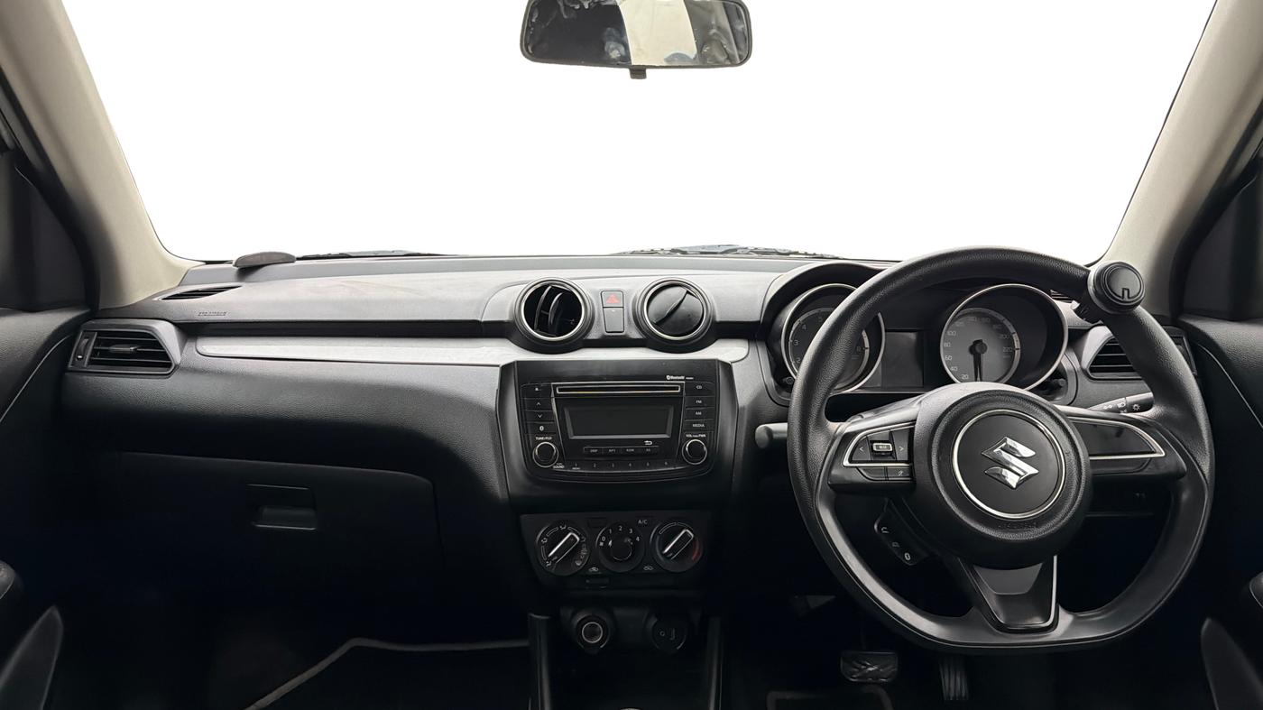 2018 Maruti Swift VXI AMT, Petrol, Automatic, 45,668 km, Dashboard